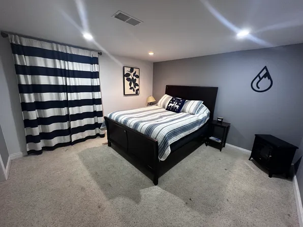 9402 Ramona Ave, Littleton, CO 80125