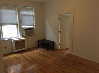 2272 35th St APT 1R, Astoria, NY 11105