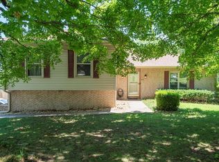 804 N 13th St, Ozark, MO 65721