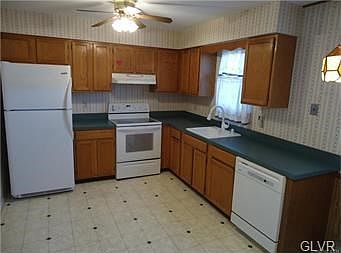 2nd image of 1709 Barrett Dr