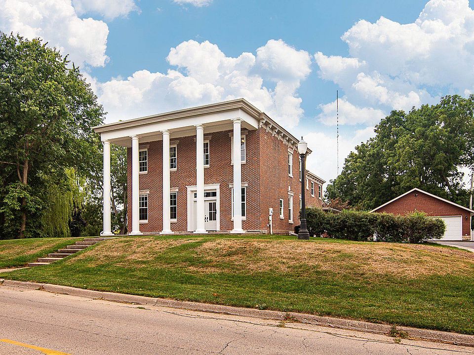 2615 Hillcrest Rd, Dubuque, IA 52001 Zillow