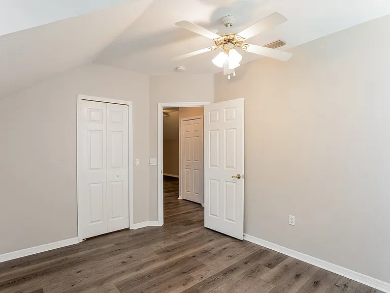 4711 69th Ct E — Photo 11