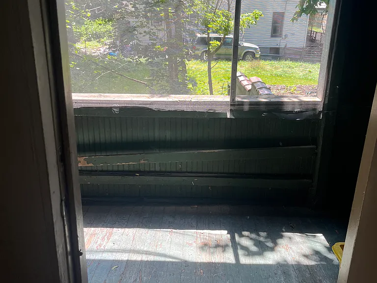 4 Truesdell St #2R — Photo 2