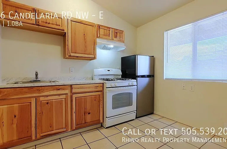 516 Candelaria Rd NW #E — Photo 3