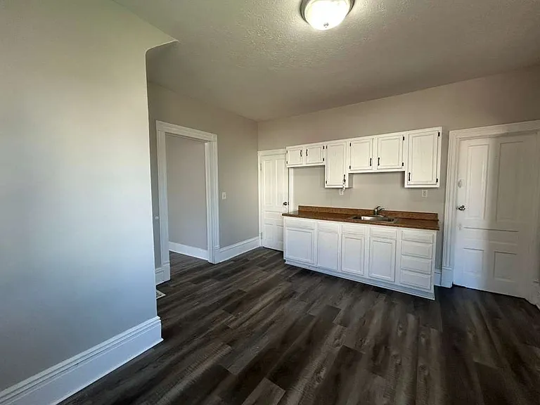 9300 Madison Ave #1 — Photo 18
