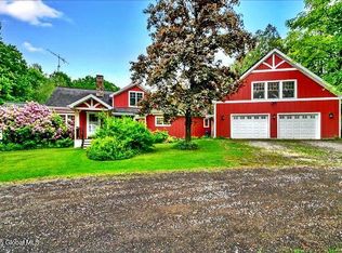 148 Lake Desolation Rd, Middle Grove, NY 12850