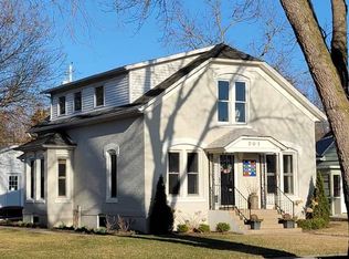 205 Locust St, Yankton, SD 57078