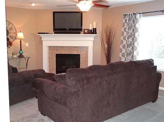 3rd image of 6075 Havenwood Ct