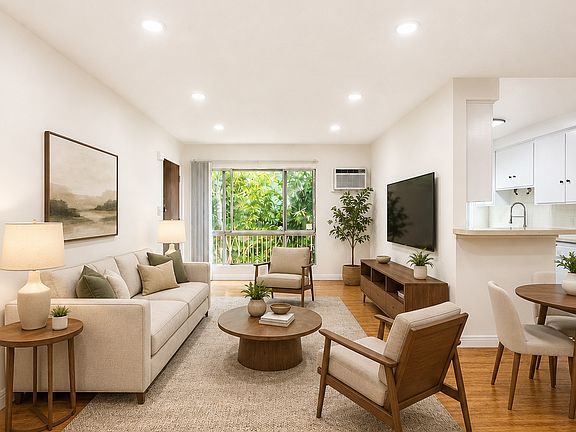 2nd image of 1044 N Curson Ave APT 3