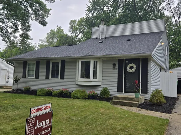 5648 Deerfield St, Portage, MI 49024