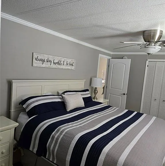 114 Elise Dr — Photo 11