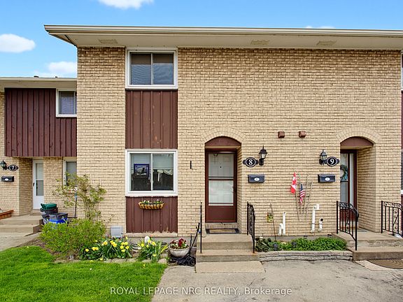 3rd image of 50 Lakeshore Rd #8