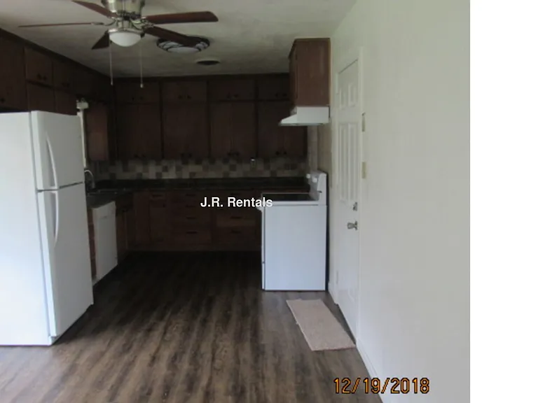 416 Nauert St — Photo 7