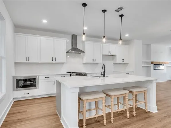 2739 Hallwood Ln, Suwanee, GA 30024
