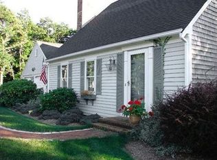 11 Hamstead Ln, Yarmouth Port, MA 02675
