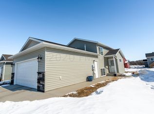 2433 6th Ct W, West Fargo, ND 58078