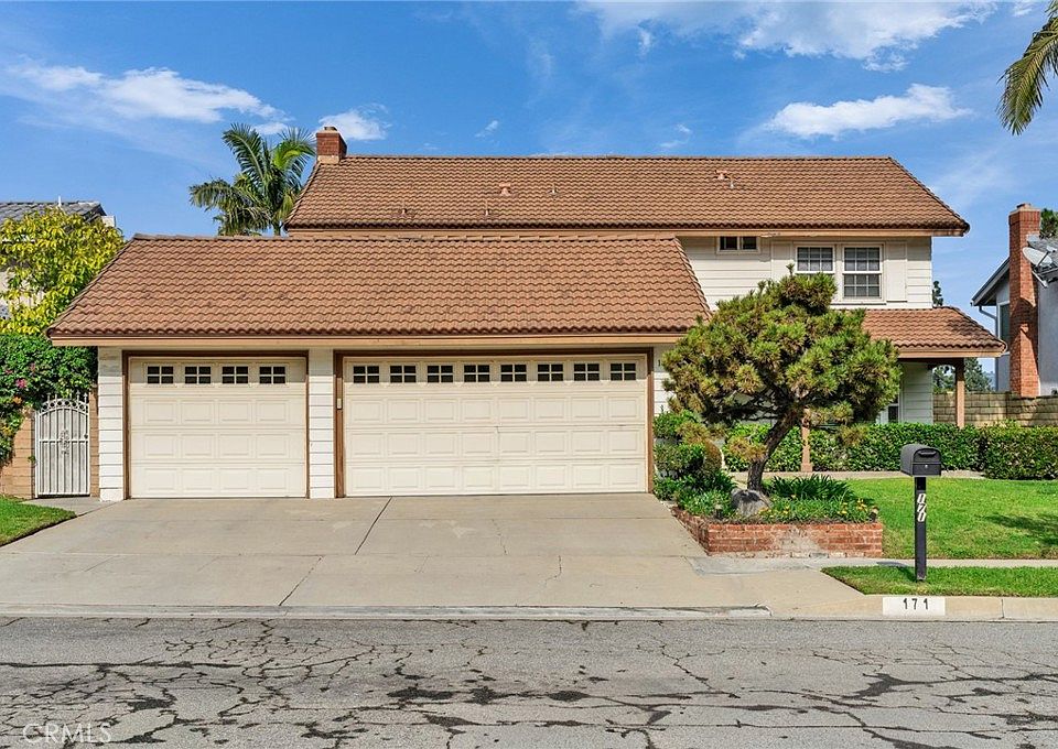 1st image of 171 Avenida Santa Anita