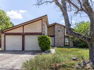 5814 Pineway St, San Antonio, TX 78247