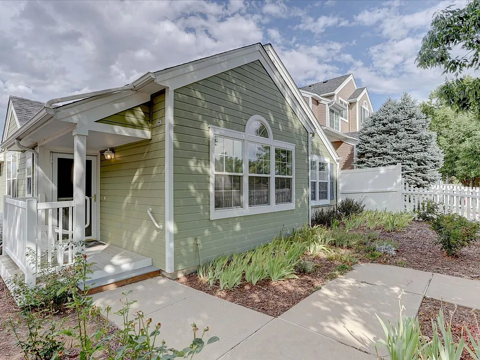 2462 Concord Cir