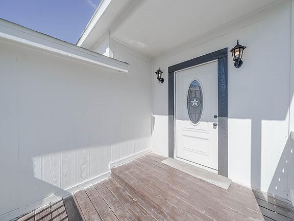 2nd image of 3620 Avenue J