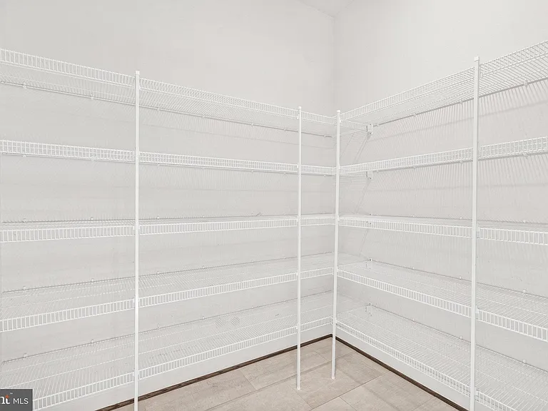 4561 Rona Pl — Photo 32
