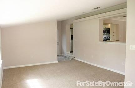 5th image of 333 W Arlington St