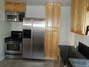 5th image of 401 W 108th St