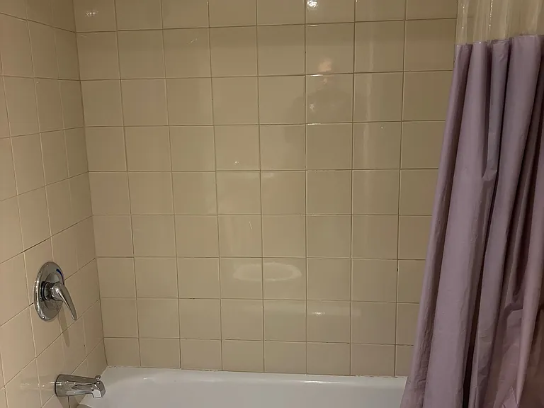 970 Avenue Rd #3 — Photo 8