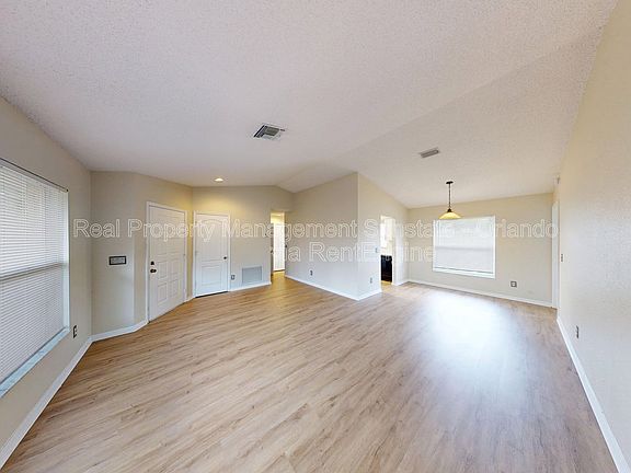 3rd image of 1016 Soldier Creek Ct