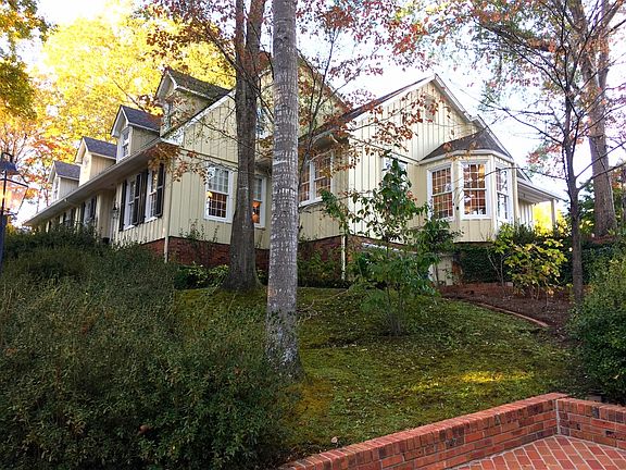 3rd image of 1818 Northwood Dr
