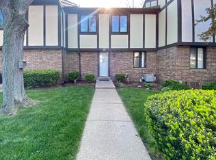 6215 Cobblers Dr, East Lansing, MI 48823
