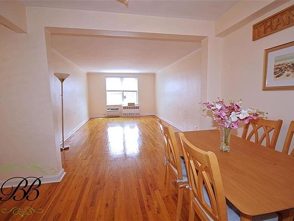 4th image of 1717 E 18th St APT 6-N
