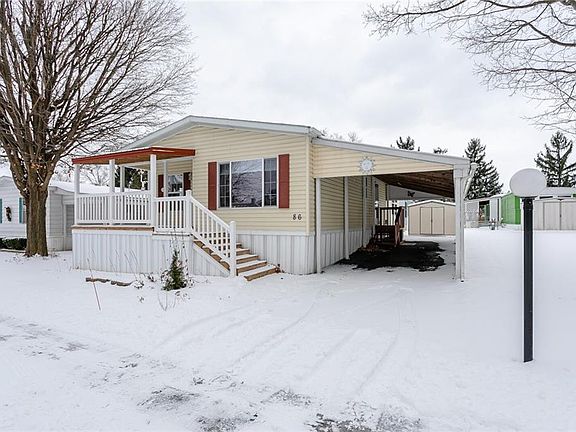 3rd image of 86 Owasco Ln