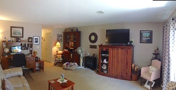4th image of 104 Deer Court Dr