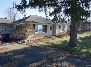 4145 Janes Rd, Saginaw, MI