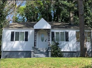 2050 McPherson Dr, East Pt, GA 30344