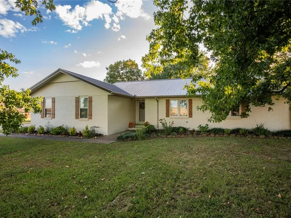 611 N Old Wire Rd, Lowell, AR 72745
