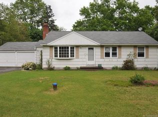 423 Jude Ln, Southington, CT 06489