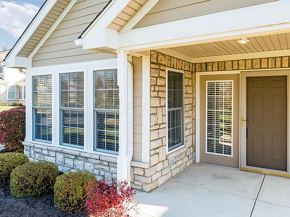 4th image of 9259 Abbey Orchard Ln