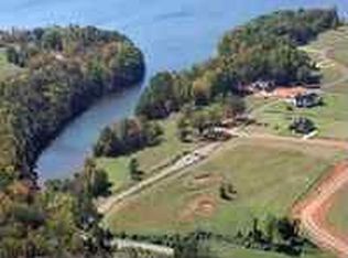 1 Country Mist Dr, Greer, SC 29651