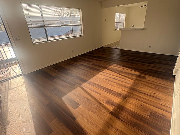 5th image of 533 Hyde Park Pl APT 3