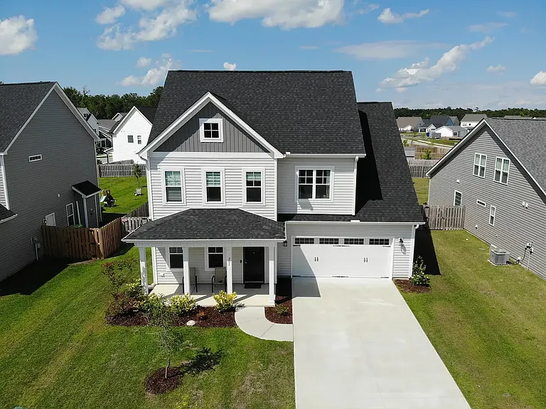205 E Barred Owl Dr — Photo 1