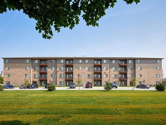 2nd image of 1021 S Howard #3607