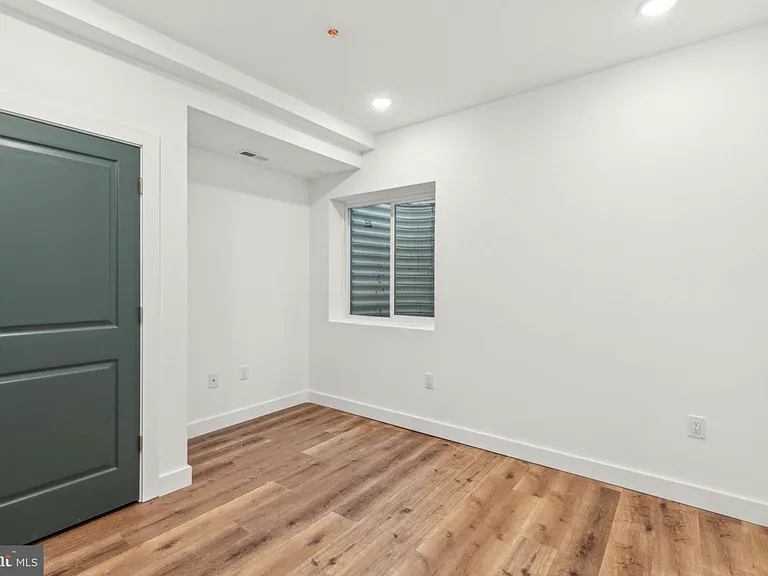 415 W York St #1 — Photo 17