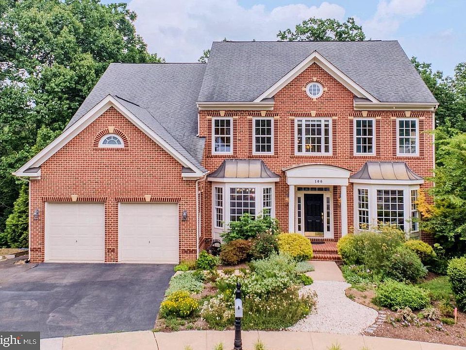 1st image of 106 Calvary Ct SE