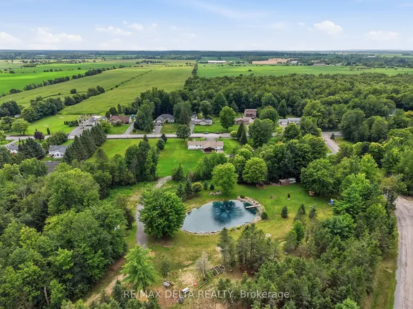 2793 Gagne Rd, Clarence Rockland, ON K0A 2A0