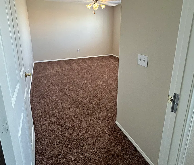 7728 Paisley Ave — Photo 24