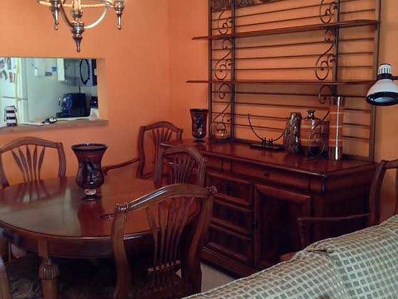 4th image of 5511 Lakeside Dr APT 207