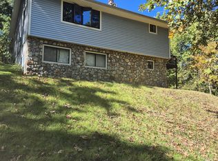 143 Winchester Dr, Sunrise Beach, MO 65079