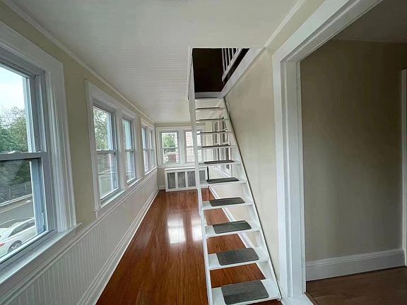 4th image of 15805 Cross Island Pkwy Floor 2